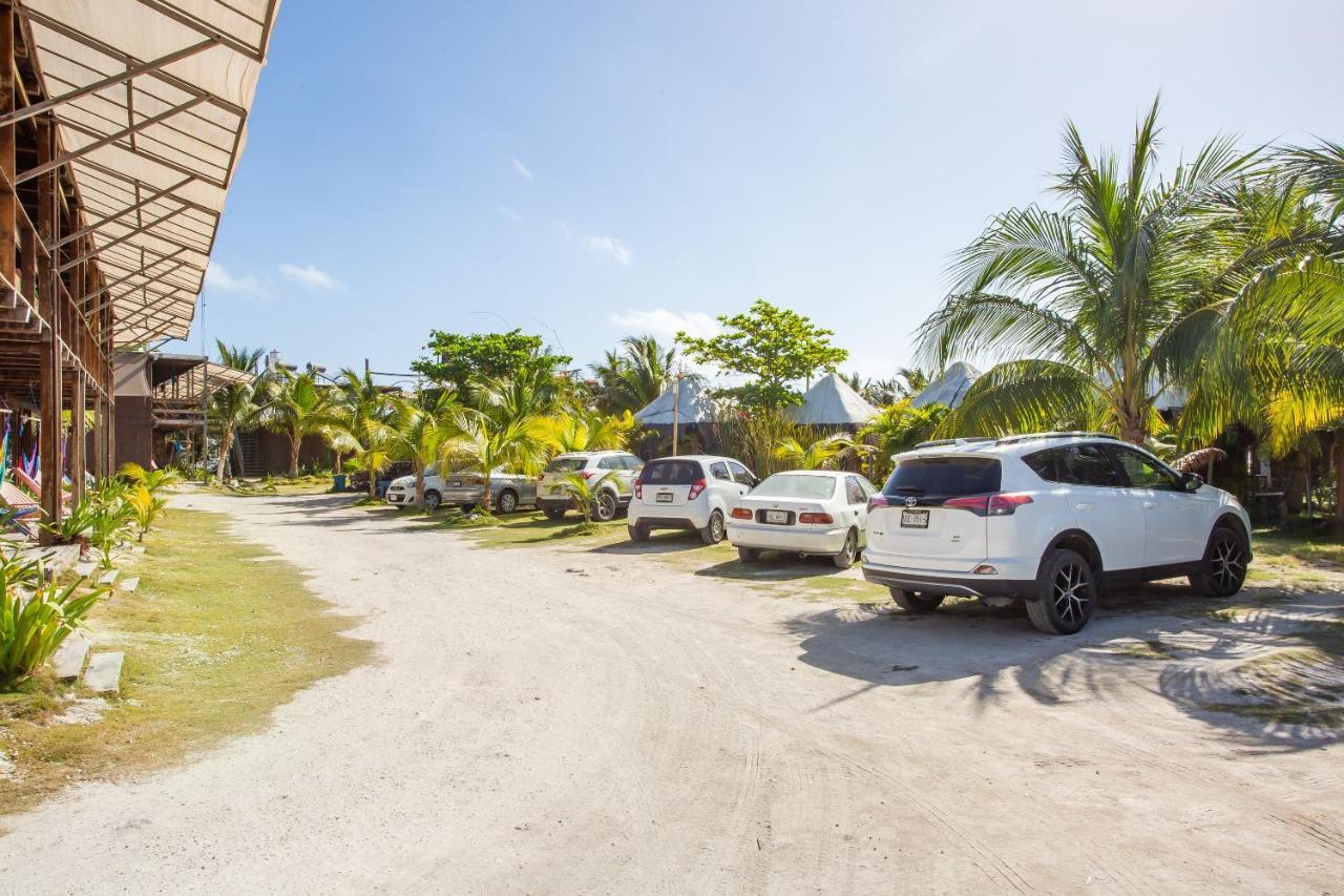 Oyo Blue Kay Mahahual Hotel Exterior photo