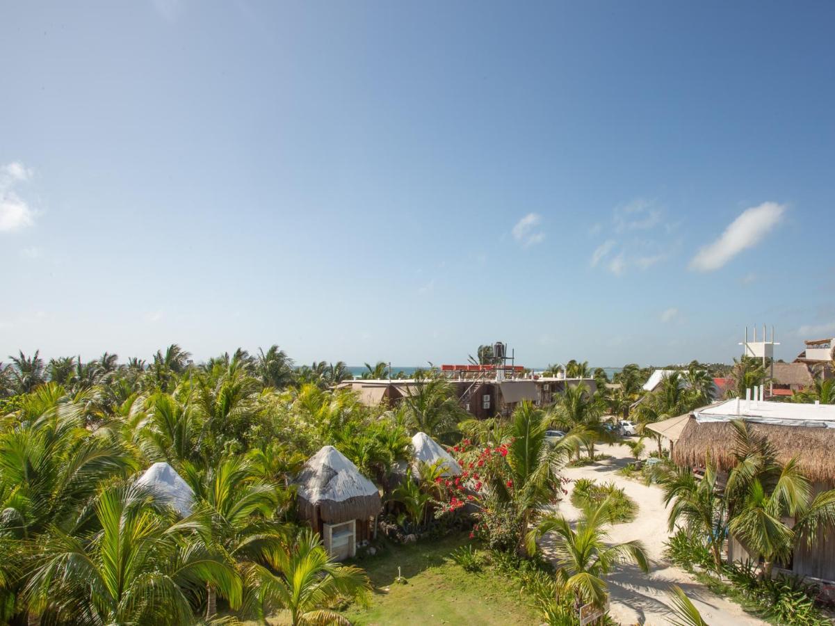 Oyo Blue Kay Mahahual Hotel Exterior photo